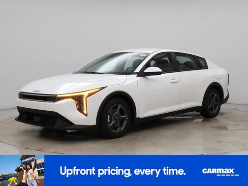 White 2025 Kia K4 LXS