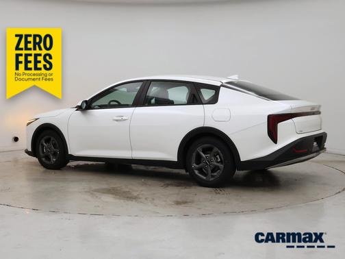 White 2025 Kia K4 LXS