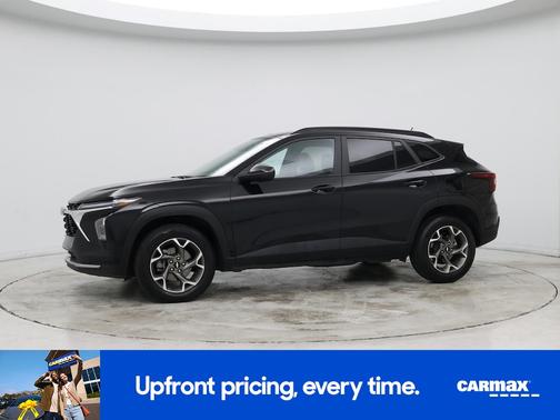 Black 2025 Chevrolet Trax LT