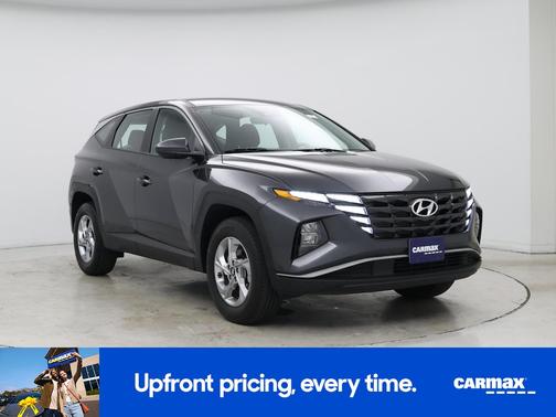 Gray 2023 Hyundai TUCSON SE