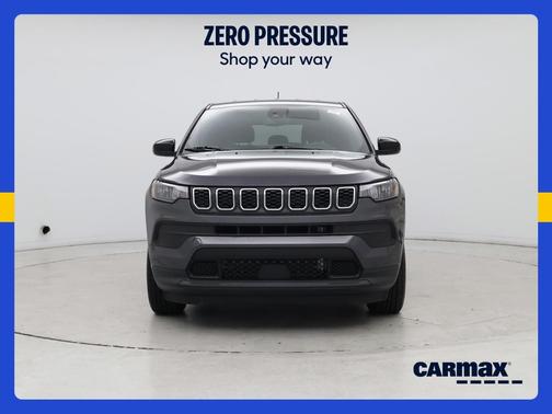 Gray 2024 Jeep Compass Latitude