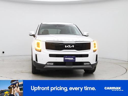 White 2022 Kia Telluride SX