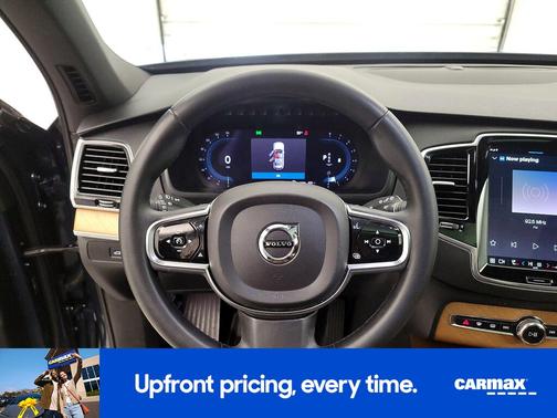 2023 Volvo XC90 B6 Plus