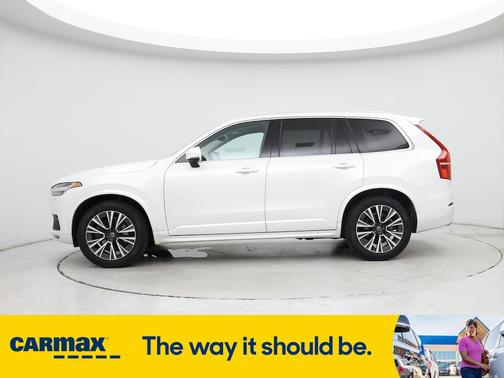 2020 Volvo XC90 T6 Momentum