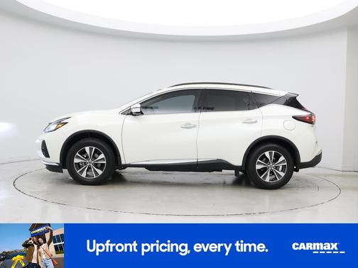 White 2022 Nissan Murano SV