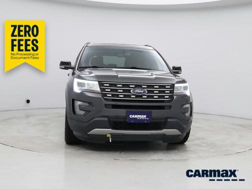 Gray 2016 Ford Explorer XLT