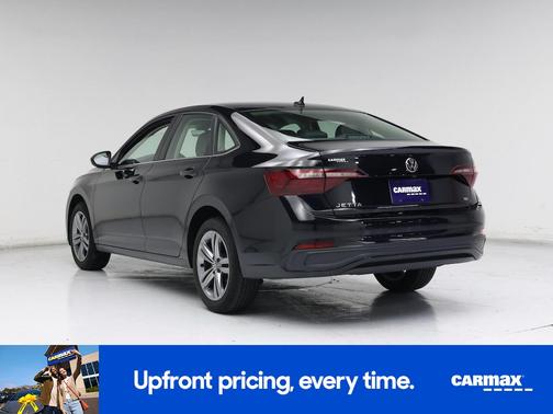 Gray 2023 Volkswagen Jetta SE