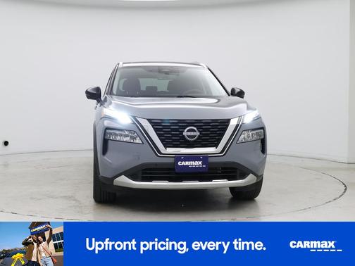 Gray 2023 Nissan Rogue Platinum
