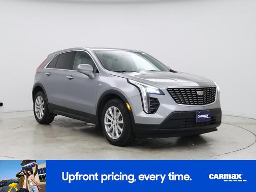 Gray 2023 Cadillac XT4 Luxury
