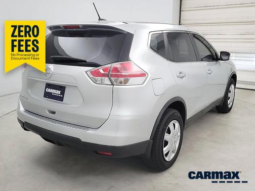 Silver 2015 Nissan Rogue S
