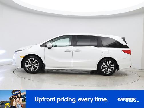 White 2021 Honda Odyssey Touring
