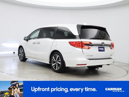 White 2021 Honda Odyssey Touring