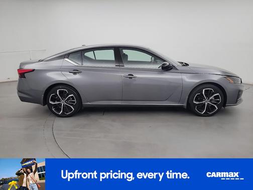 2023 Nissan Altima SR
