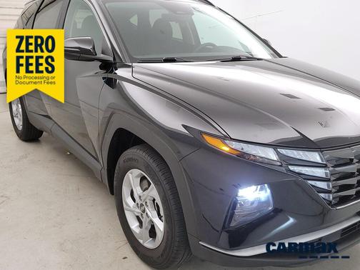 Black 2023 Hyundai TUCSON SEL