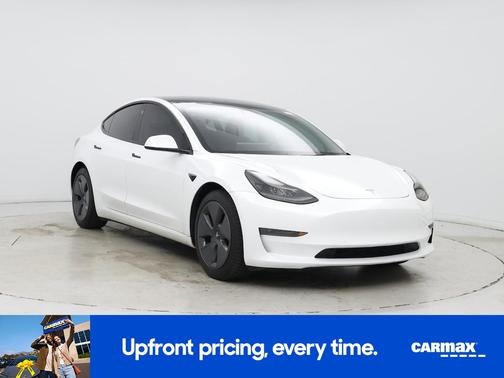 White 2022 Tesla Model 3