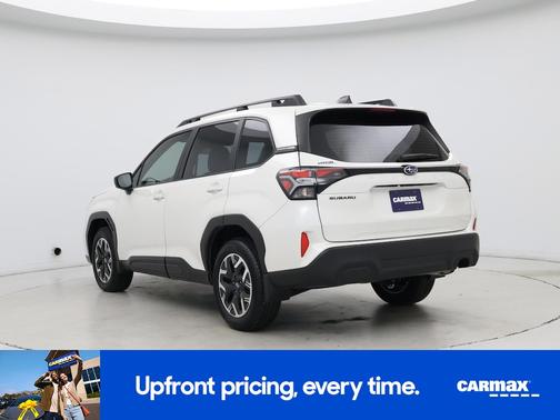 2025 Subaru Forester Base