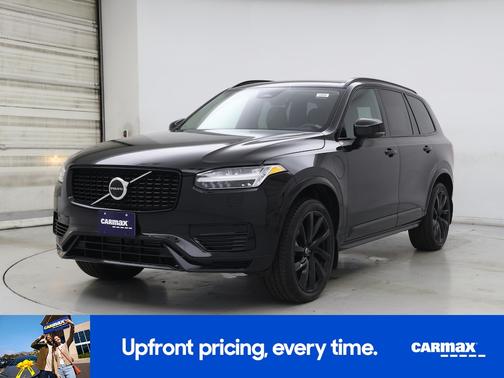 2023 Volvo XC90 Recharge Plug-In Hybrid T8 Plus Dark Theme