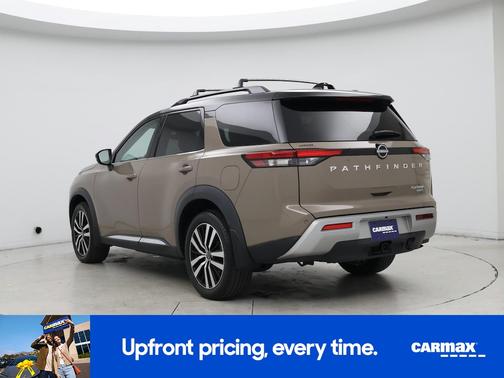 2023 Nissan Pathfinder Platinum
