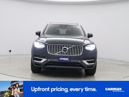 Gray 2022 Volvo XC90 Recharge Plug-In Hybrid T8 Inscription