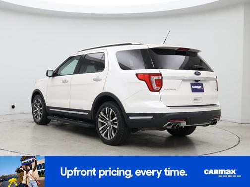 White 2018 Ford Explorer Platinum