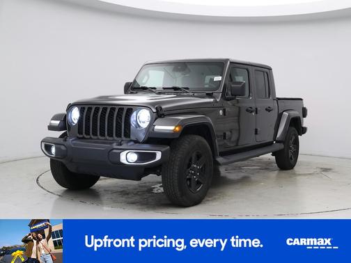 Gray 2021 Jeep Gladiator Sport S