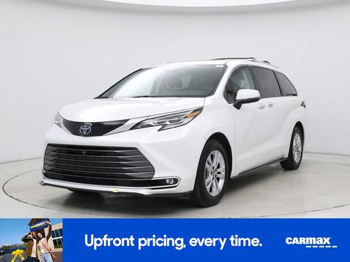 2022 Toyota Sienna Platinum