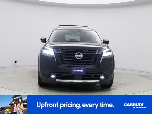 Black 2023 Nissan Pathfinder SL