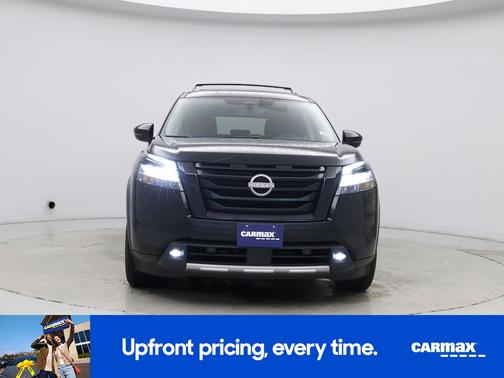 Black 2023 Nissan Pathfinder SL