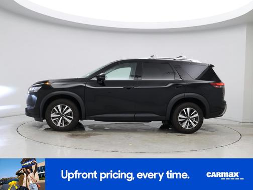 Black 2023 Nissan Pathfinder SL