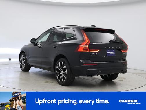 Black 2023 Volvo XC60 B5 Plus Dark Theme