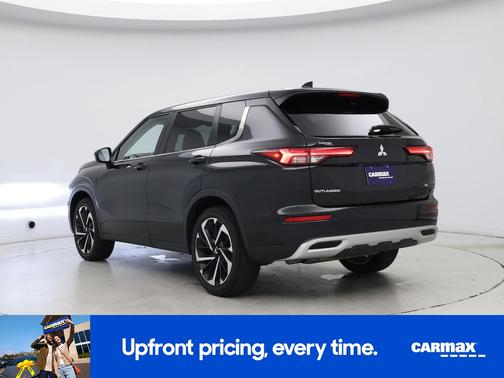 2023 Mitsubishi Outlander SE