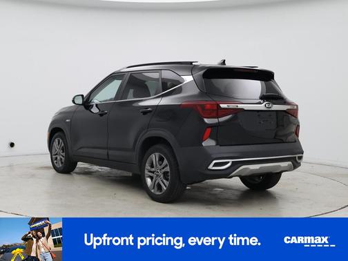 Black 2021 Kia Seltos S