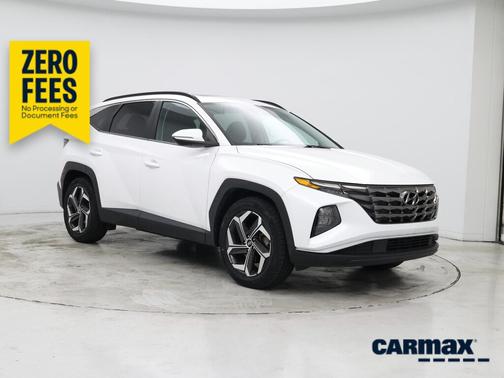 White 2022 Hyundai TUCSON SEL