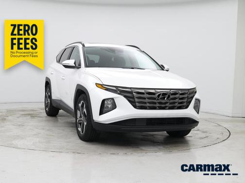 White 2022 Hyundai TUCSON SEL