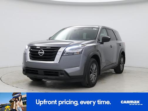 2025 Nissan Pathfinder S