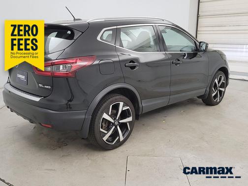 Black 2022 Nissan Rogue Sport SL