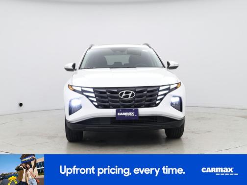 White 2023 Hyundai TUCSON SEL