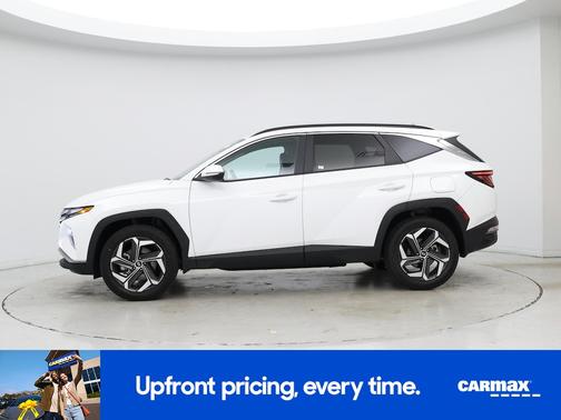 White 2023 Hyundai TUCSON SEL