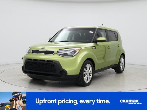 Green 2015 Kia Soul +