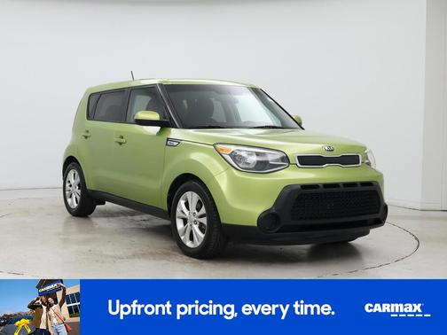 Green 2015 Kia Soul +