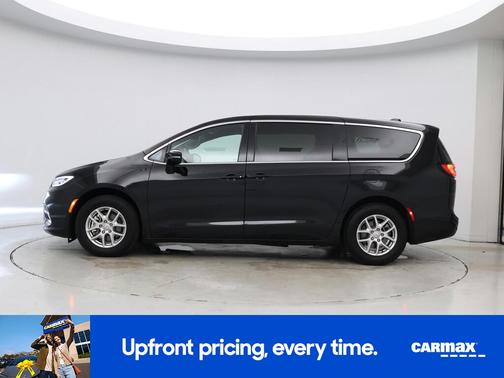 Black 2025 Chrysler Pacifica Select