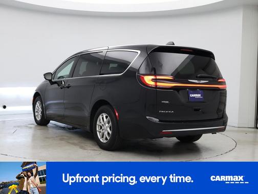 Black 2025 Chrysler Pacifica Select