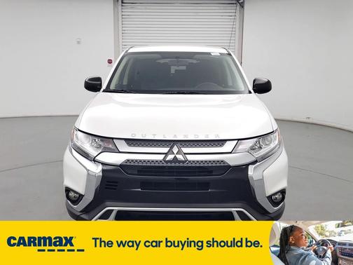2020 Mitsubishi Outlander ES