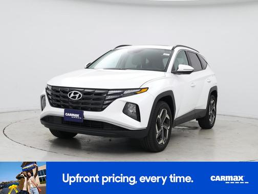 White 2024 Hyundai TUCSON SEL