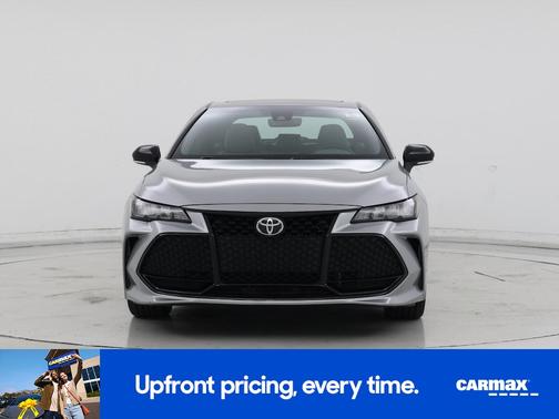 Silver 2019 Toyota Avalon XSE