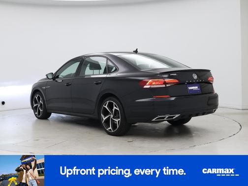 2021 Volkswagen Passat R-Line