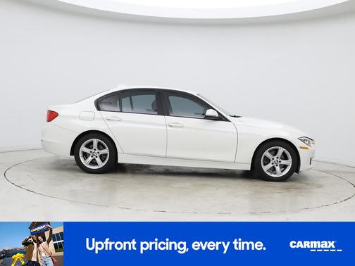White 2015 BMW 320 XI