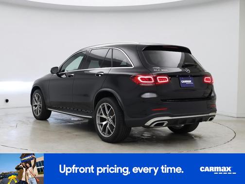 Black 2022 Mercedes-Benz GLC 300