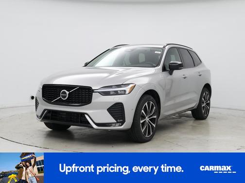 Gray 2023 Volvo XC60 B5 Plus Dark Theme