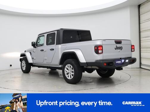 2023 Jeep Gladiator Sport